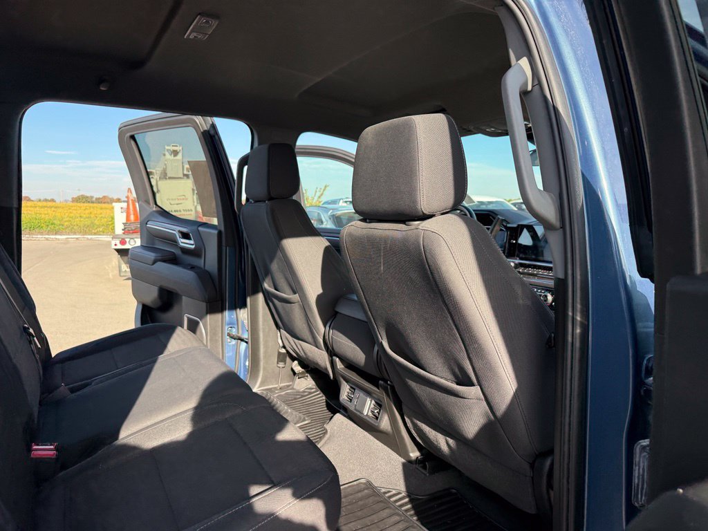 Used 2024 Chevrolet Silverado 1500 LT AWD/4WD image 20