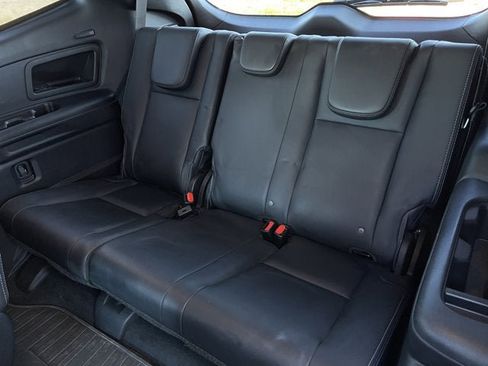 Used 2023 Subaru Ascent Limited image 31