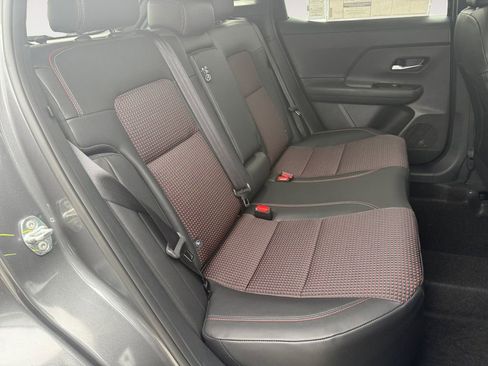 New 2026 Nissan Kicks SR image 31