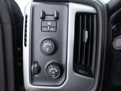 Used 2018 GMC Sierra 1500 SLT image 39