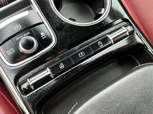 Used 2022 Kia Stinger GT-Line w/ Sun & Sound Package image 32