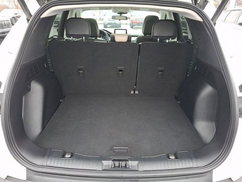 Certified 2022 Ford Escape SEL image 29