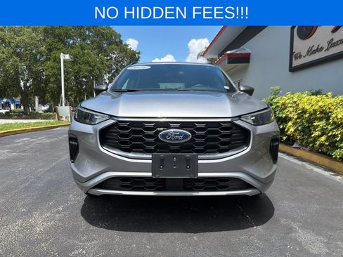 Used 2024 Ford Escape ST-Line AWD/4WD image 2