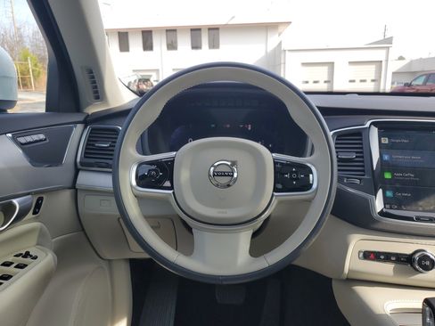 Used 2024 Volvo XC90 B5 Core image 14