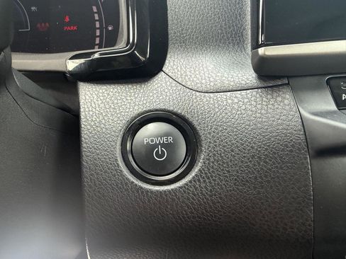 Used 2025 Toyota Camry LE w/ Convenience Package image 24