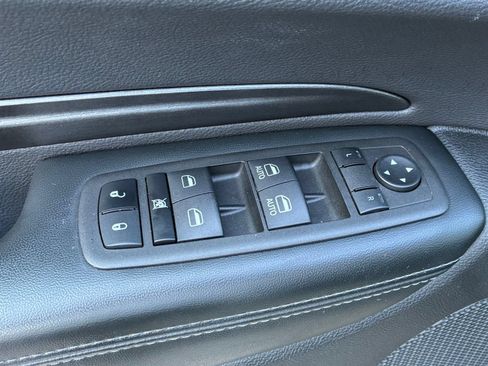 Used 2023 Dodge Durango SXT AWD/4WD image 13