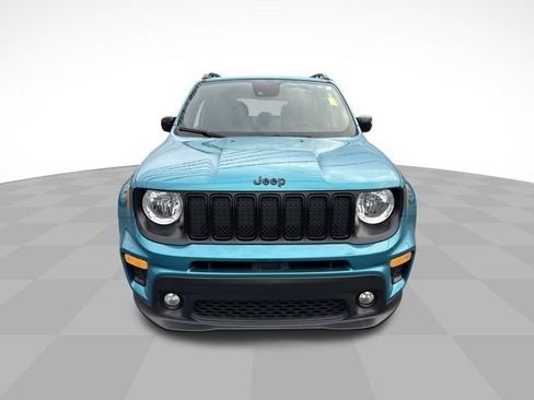 Used 2022 Jeep Renegade Altitude w/ Convenience Group image 2
