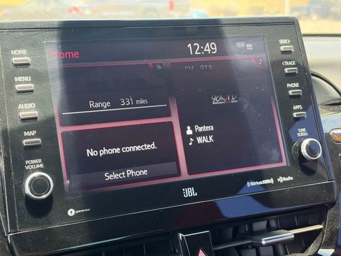 Used 2022 Toyota Camry XSE FWD image 14