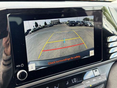 Certified 2025 Toyota Camry LE FWD image 18