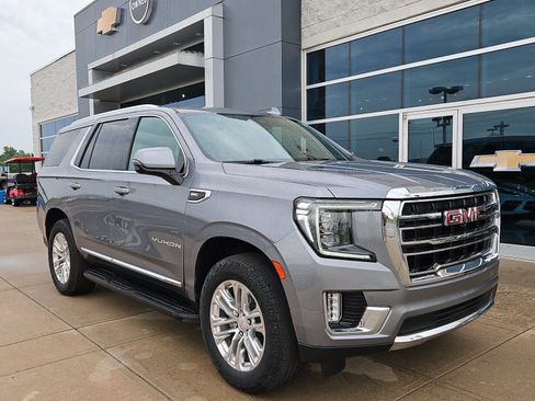 Used 2021 GMC Yukon SLT w/ SLT Premium Package RWD image 1