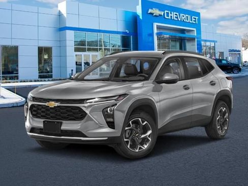 New 2024 Chevrolet Trax RS w/ Driver Confidence Package FWD image 1