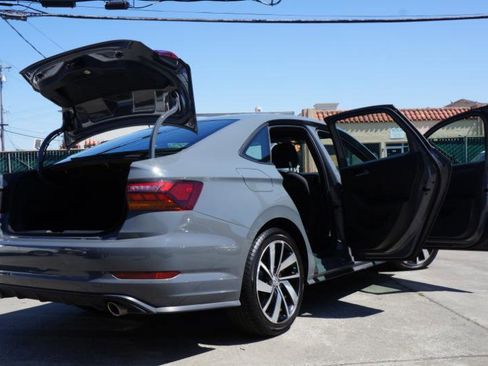 Used 2019 Volkswagen Jetta GLI image 22