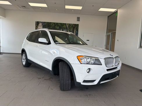 Used 2013 BMW X3 xDrive28i AWD/4WD image 1
