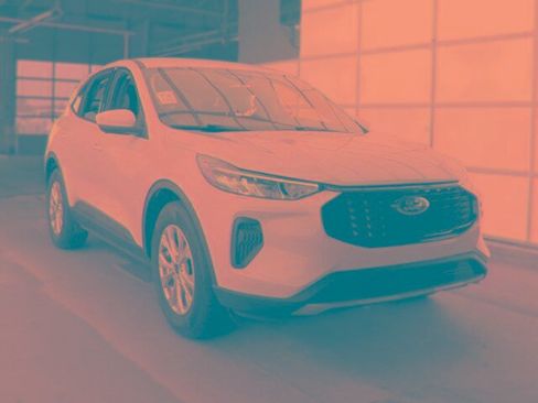 Certified 2023 Ford Escape Active w/ Tech Pack #2 AWD/4WD image 1
