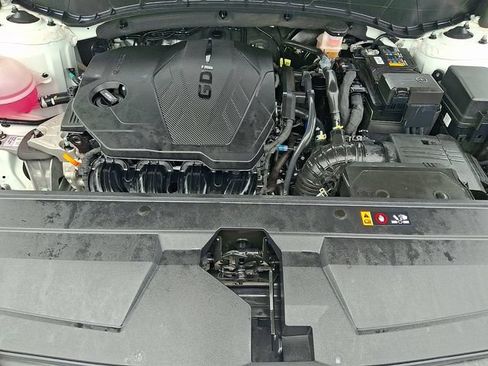 Used 2025 Hyundai Santa Cruz SEL FWD image 29