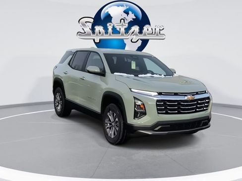 New 2026 Chevrolet Equinox LT w/ Convenience Package II image 2