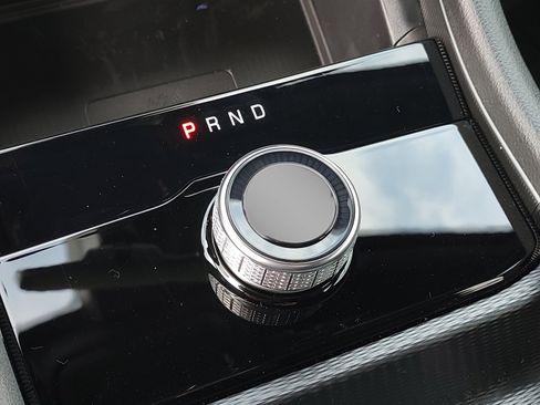 New 2025 Jeep Grand Cherokee L Altitude RWD image 19