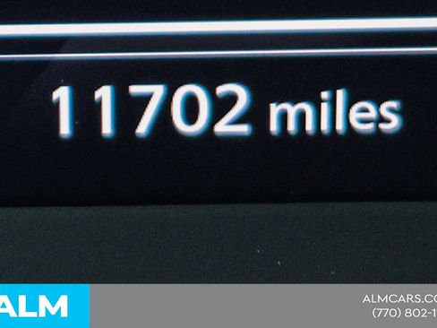 Used 2024 Nissan Pathfinder Platinum image 49