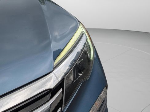 Used 2018 Honda Pilot Elite image 11