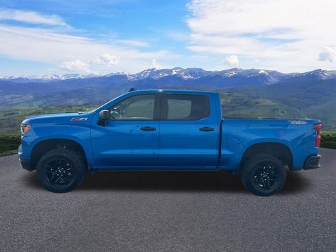 Used 2024 Chevrolet Silverado 1500 Custom Trail Boss AWD/4WD image 2