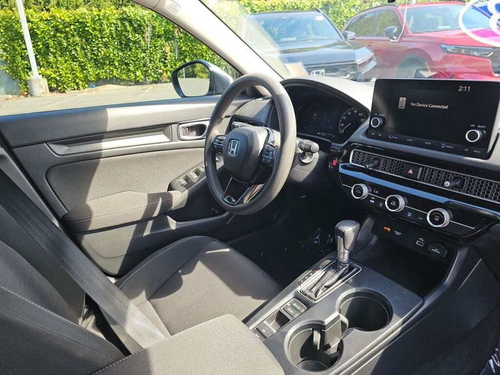 Used 2023 Honda Civic LX image 10