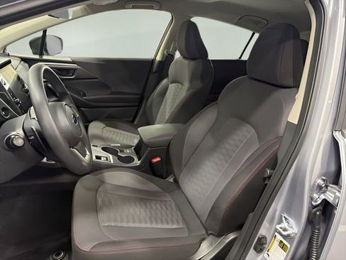 Used 2025 Subaru Impreza 2.0i Sport image 11