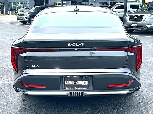 Used 2025 Kia K4 FWD image 7