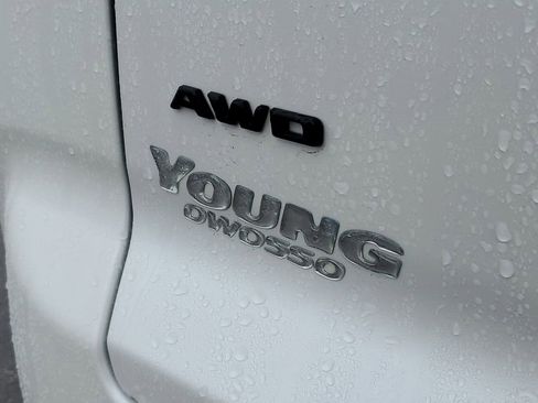 Used 2023 Cadillac XT4 Premium Luxury w/ LPO, Onyx Lite Package image 34