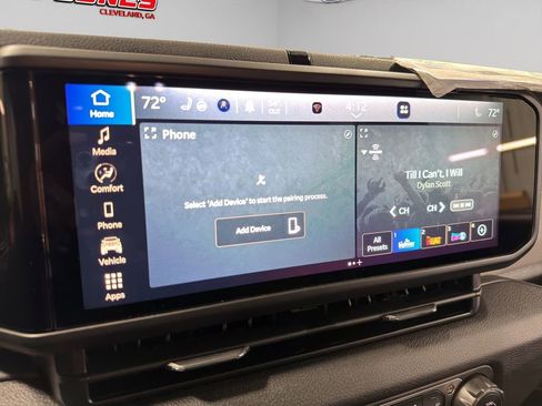 New 2025 Jeep Gladiator Willys image 29