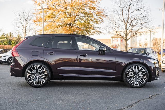 Used 2026 Volvo XC60 B5 Ultra w/ Protection Package Premier AWD/4WD image 3