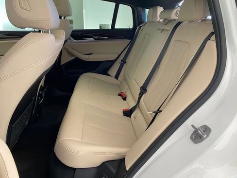 Certified 2023 BMW X4 xDrive30i w/ Premium Package image 13