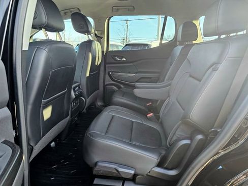 Used 2023 GMC Acadia SLT w/ Technology Package image 24