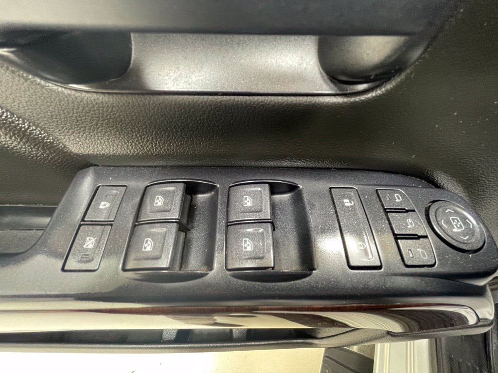 Used 2018 GMC Sierra 1500 SLT AWD/4WD image 15