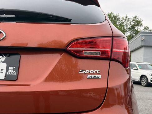Used 2016 Hyundai Santa Fe Sport AWD/4WD image 10