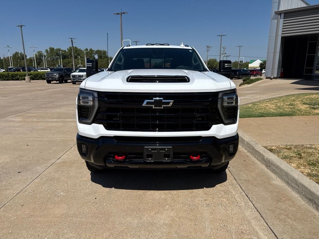 Used 2026 Chevrolet Silverado 2500 LTZ w/ Trail Boss Package AWD/4WD image 2