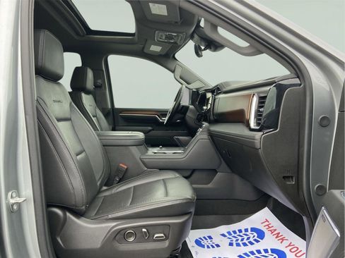 Used 2024 GMC Sierra 2500 Denali w/ Denali Reserve Package image 22