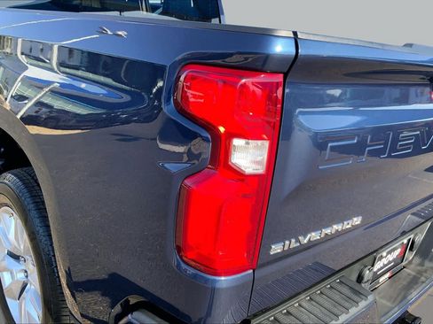 Used 2021 Chevrolet Silverado 1500 Custom RWD image 29