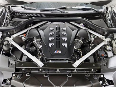 Used 2024 BMW X7 M60i w/ Executive Package image 46