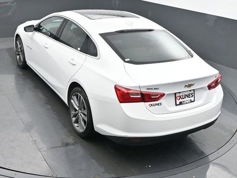 Used 2023 Chevrolet Malibu LT image 40
