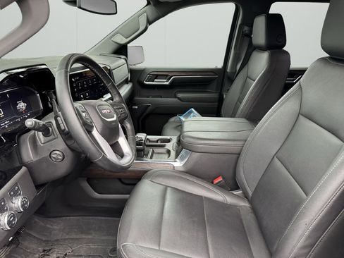 Used 2024 GMC Sierra 1500 SLT w/ SLT Premium Package AWD/4WD image 18