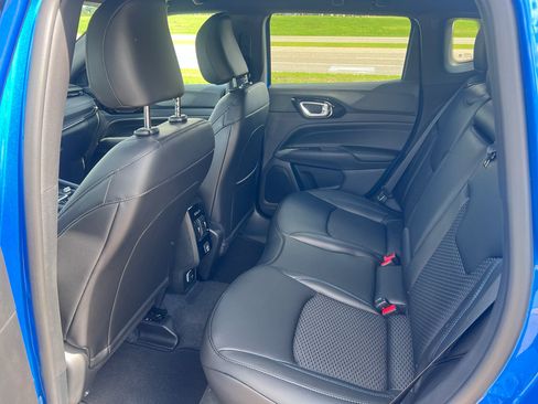 New 2026 Jeep Compass Latitude AWD/4WD image 19