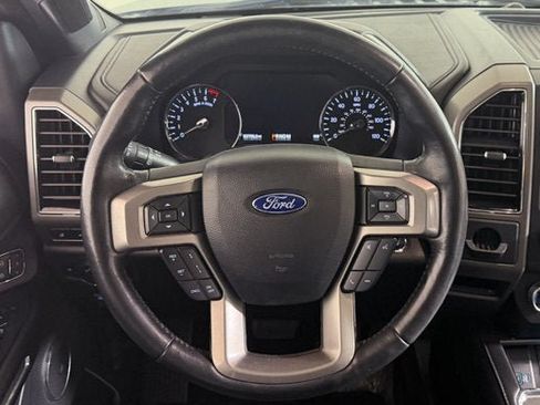 Used 2021 Ford Expedition XLT RWD image 11