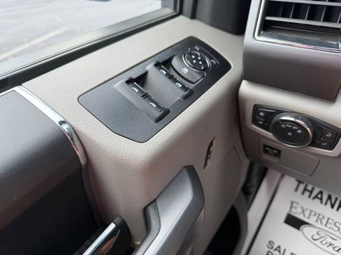 Used 2017 Ford F150 XLT RWD image 22