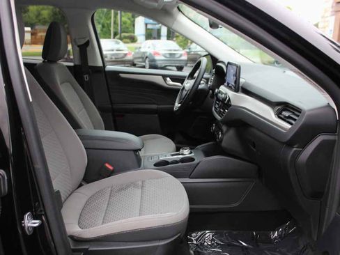 Used 2021 Ford Escape SE w/ SE Sport Appearance Package AWD/4WD image 29