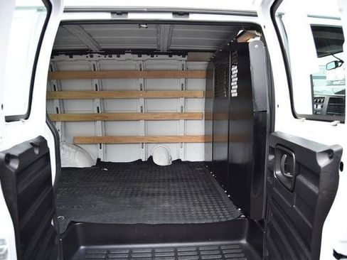 Used 2024 GMC Savana 2500 w/ Driver Convenience Package image 17