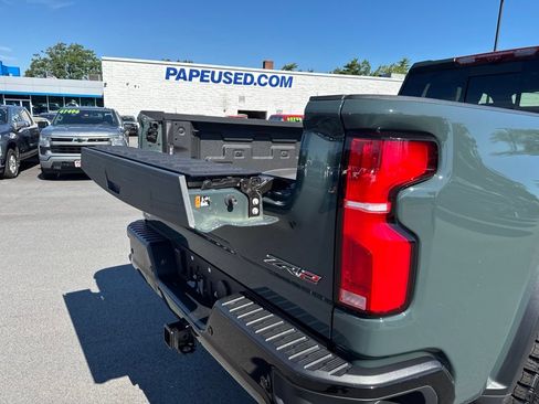 Used 2026 Chevrolet Silverado 2500 ZR2 AWD/4WD image 6