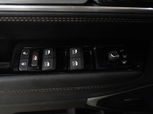 Used 2024 Jeep Wagoneer Series II AWD/4WD image 22