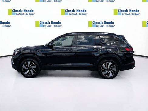 Used 2025 Volkswagen Atlas SE FWD image 4