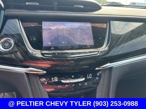 Used 2021 Cadillac XT6 Premium Luxury FWD image 18