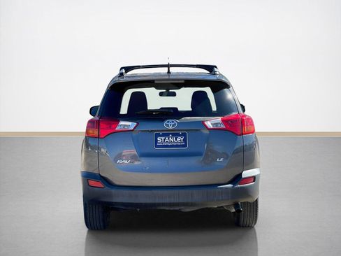 Used 2014 Toyota RAV4 LE image 6